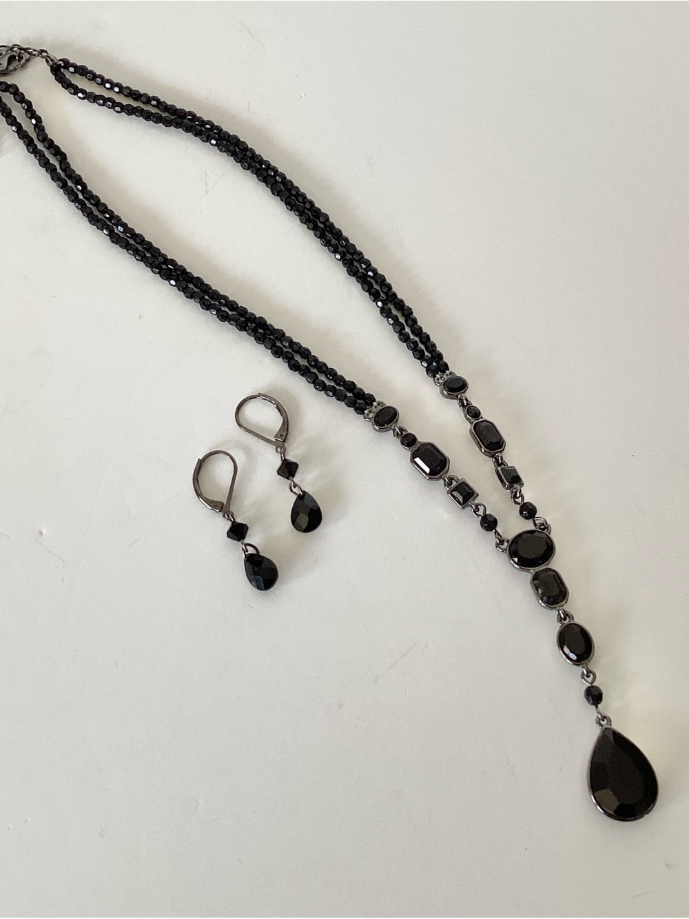 Carolina Herrera Gunmetal Jet Black Teardrop Necklace And 1928 Dangle Earrings